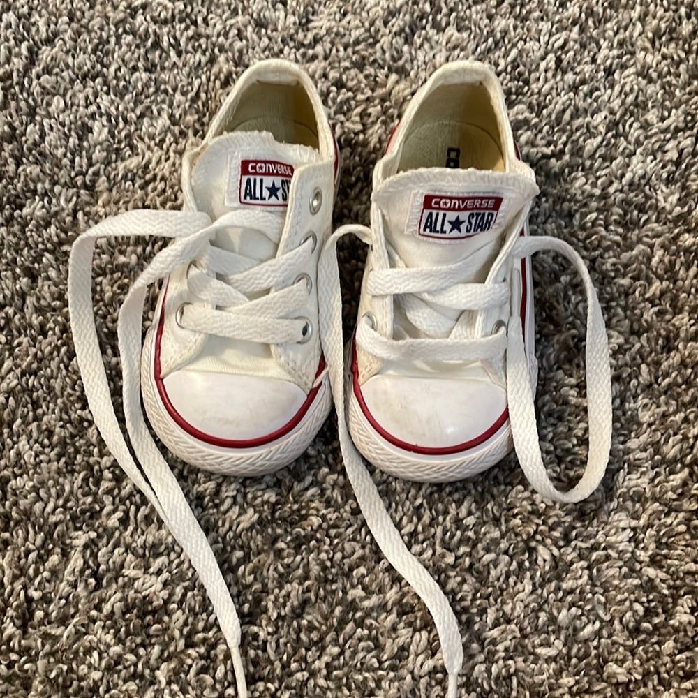 Babies/Toddler white converse